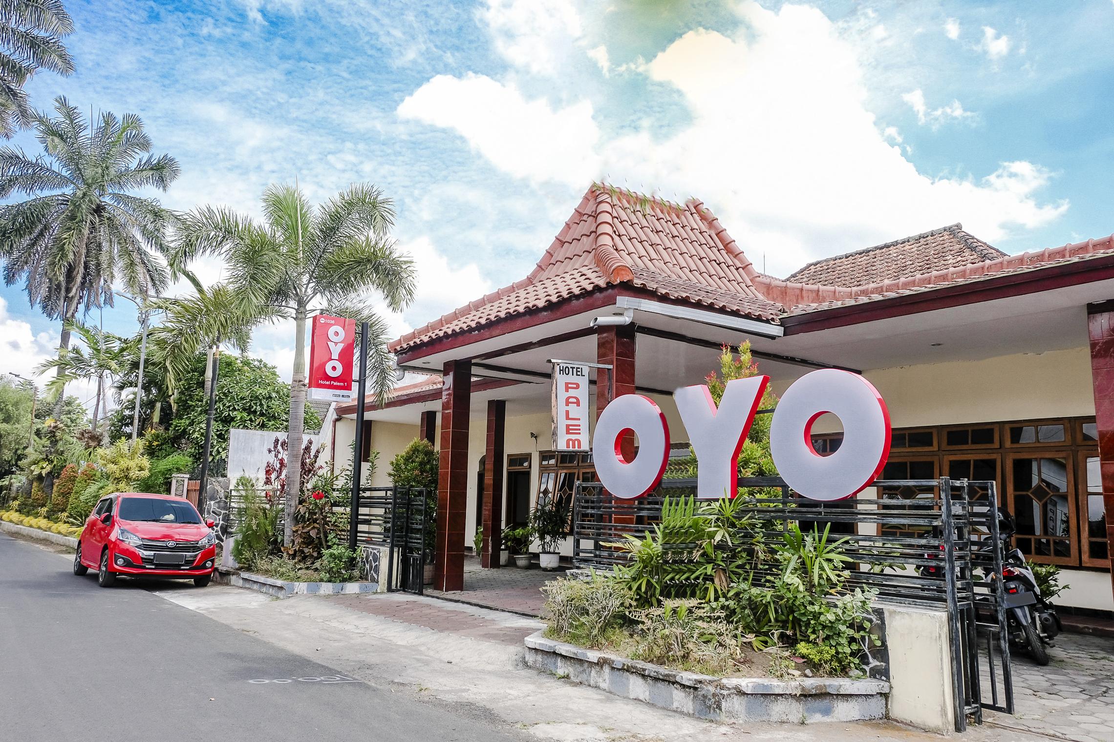 Hotel Palem 1 Syariah Redpartner Malang Exterior photo